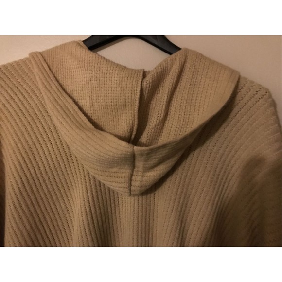 Cast 5th Hooded Shaw One Size - Picture 5 of 6